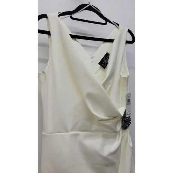 Alex Evenings Women's Ruched Sheath Dress - Picture 4 of 9